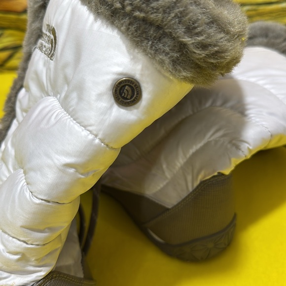 North Face winter boots - Picture 10 of 10
